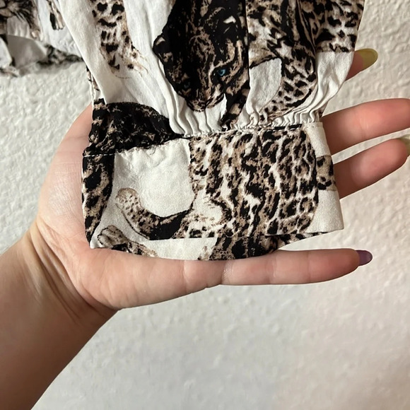 H&M Novelty Leopard Cat Feline Printed Blouse Size 10 - Picture 6 of 7